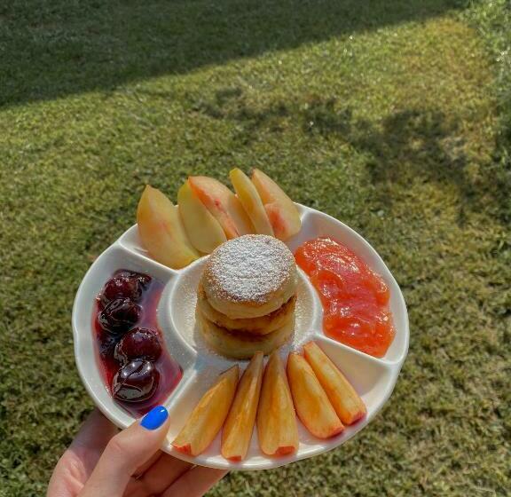 اتاق استاندارد چهارنفره با چشمانداز باغ, Matua Guest House