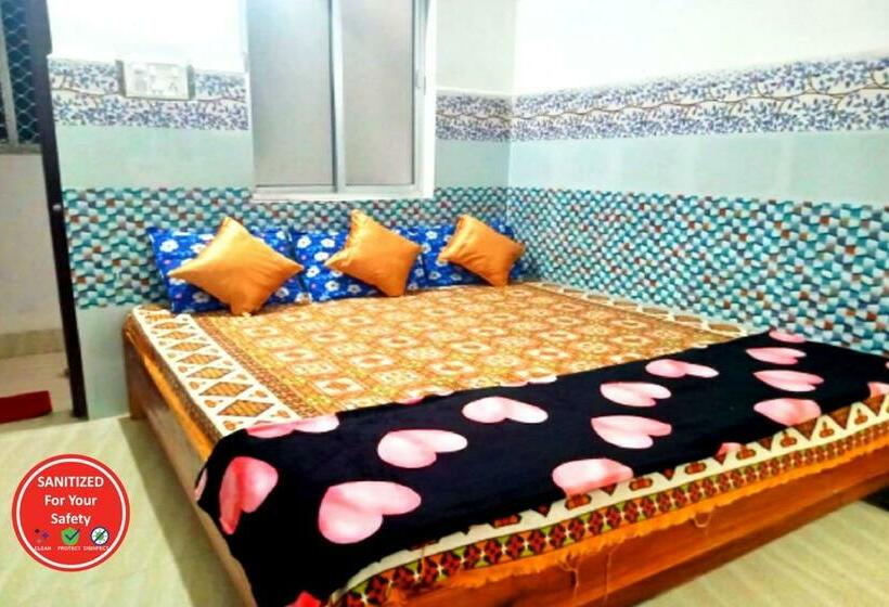 디럭스 룸, Goroomgo Pranab Sadan Puri Near Kamakhya Temple Near Sea Beach & Temple