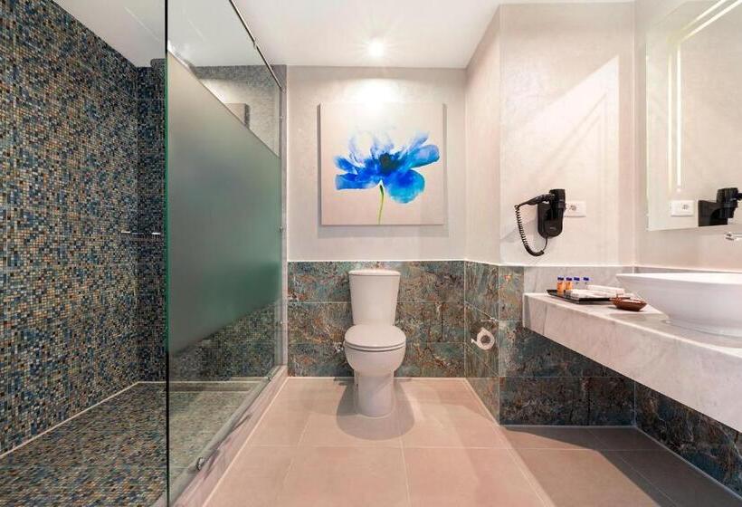 اتاق لوکس با چشم‌انداز استخر, Pickalbatros Blu Spa Resort   Adults Friendly 16 Years Plus  Ultra All Inclusive
