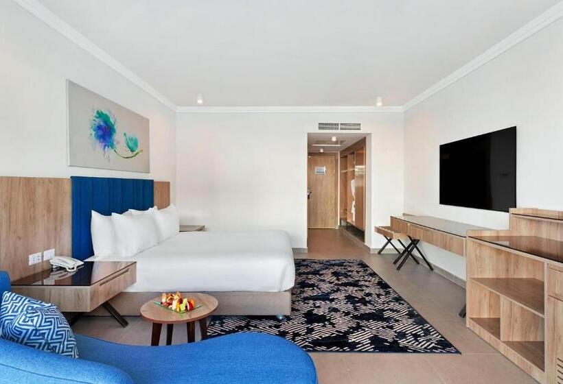 اتاق استاندارد سه تخته با چشم‌انداز استخر, Pickalbatros Blu Spa Resort   Adults Friendly 16 Years Plus  Ultra All Inclusive