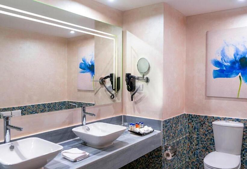 اتاق استاندارد با چشم‌انداز استخر, Pickalbatros Blu Spa Resort   Adults Friendly 16 Years Plus  Ultra All Inclusive