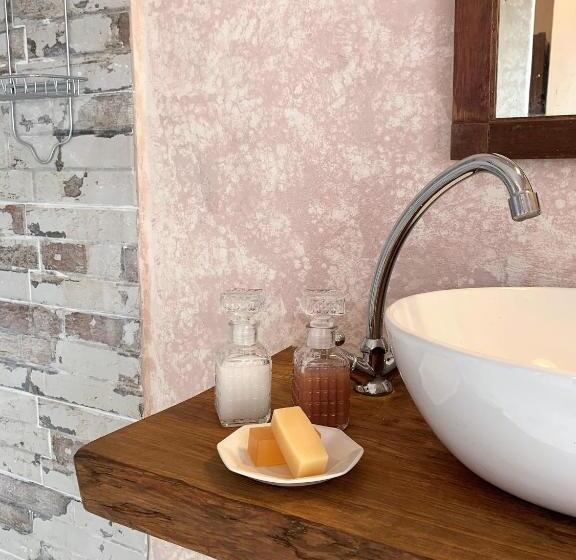 מיטת קינג בסוויטה, Patios Del Agua