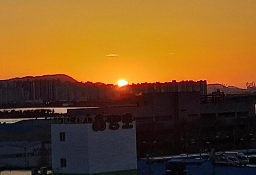 חדר סופריור, Frenchcode