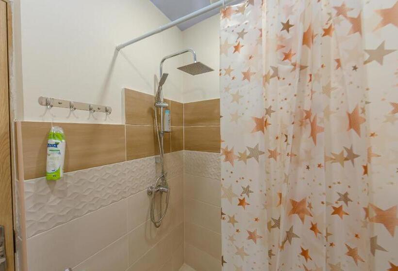 חדר דלוקס, дехцени