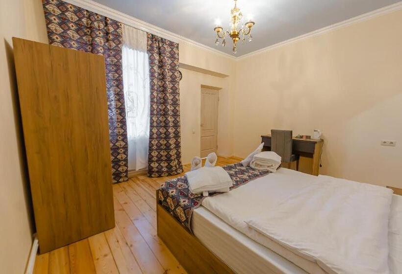 豪华房间, дехцени