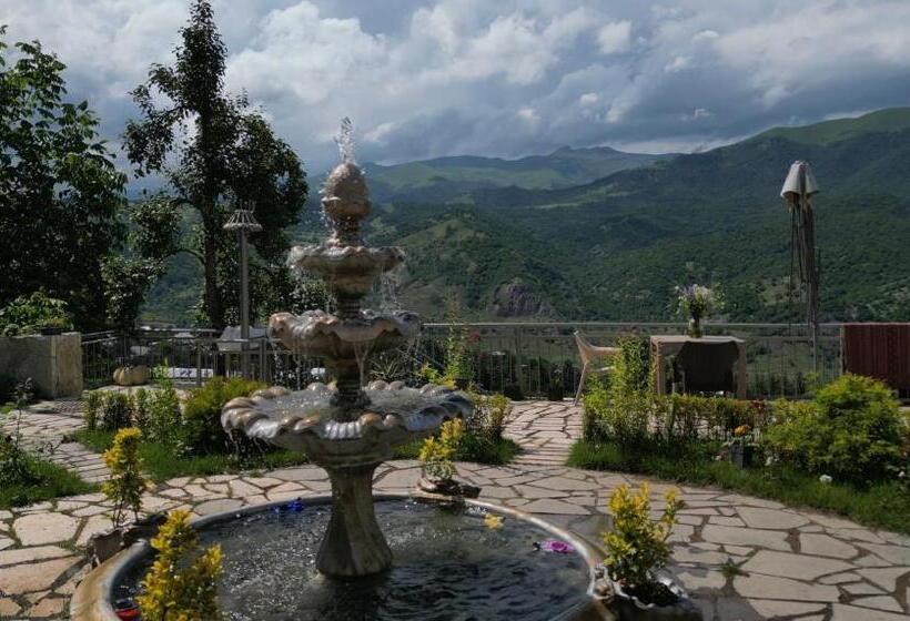 标准间带山景, дехцени