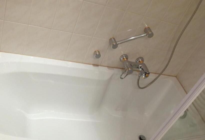 Habitació Estàndard, Haus Churlis