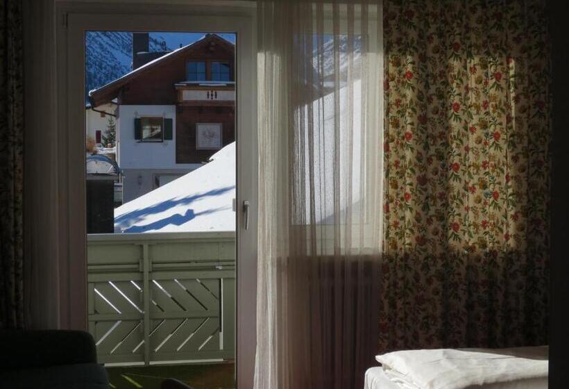Comfort room with balcony, Haus Churlis