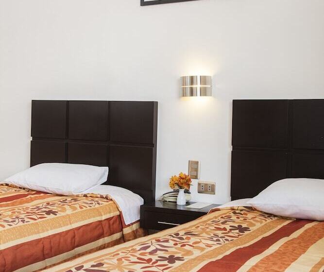 Standardrum, Hostal El Triunfo