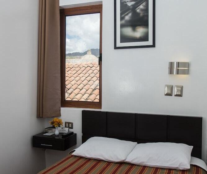 Standard Enkelrum, Hostal El Triunfo