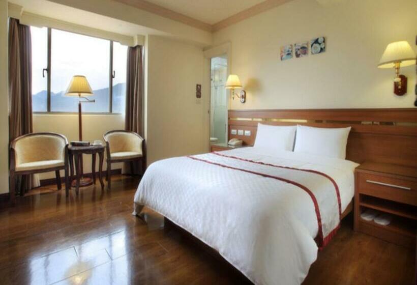 اتاق استاندارد, Cheng Pao