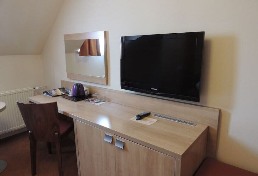 Номер Стандарт Индивидуальный, Club