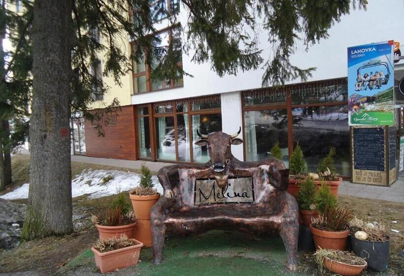 带1个卧室的带阳台的公寓, Crocus