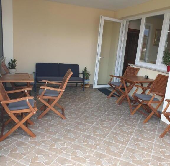 اتاق استاندارد, Dežman Apartments & Rooms