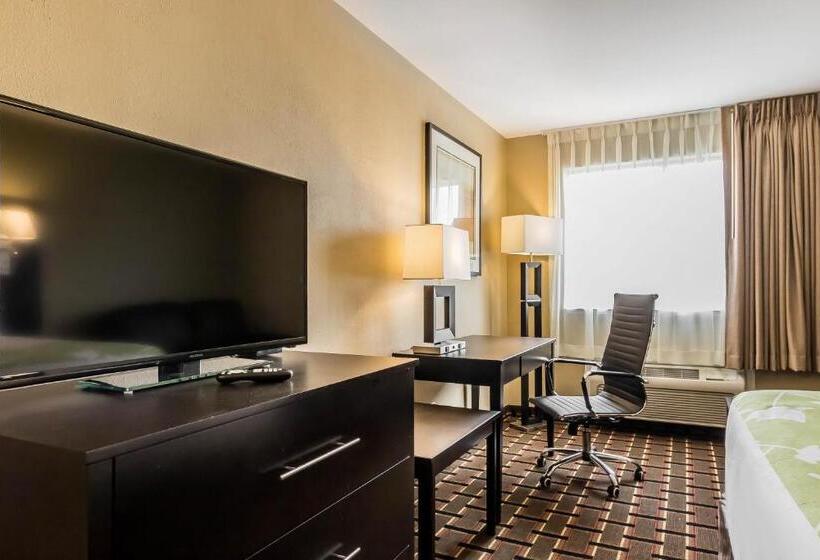 Стандартный Номер Кровать Кинг, Econo Lodge Boaz