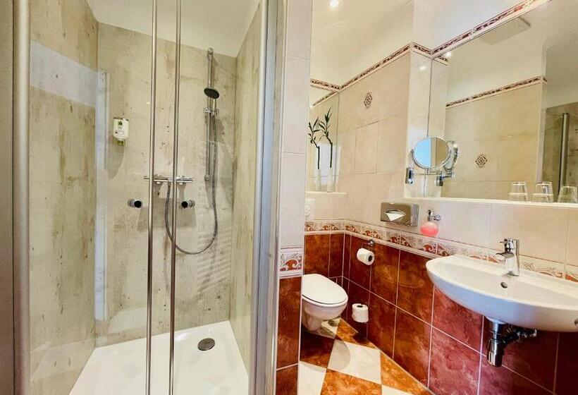 اتاق راحتی, Garden Living Boutique