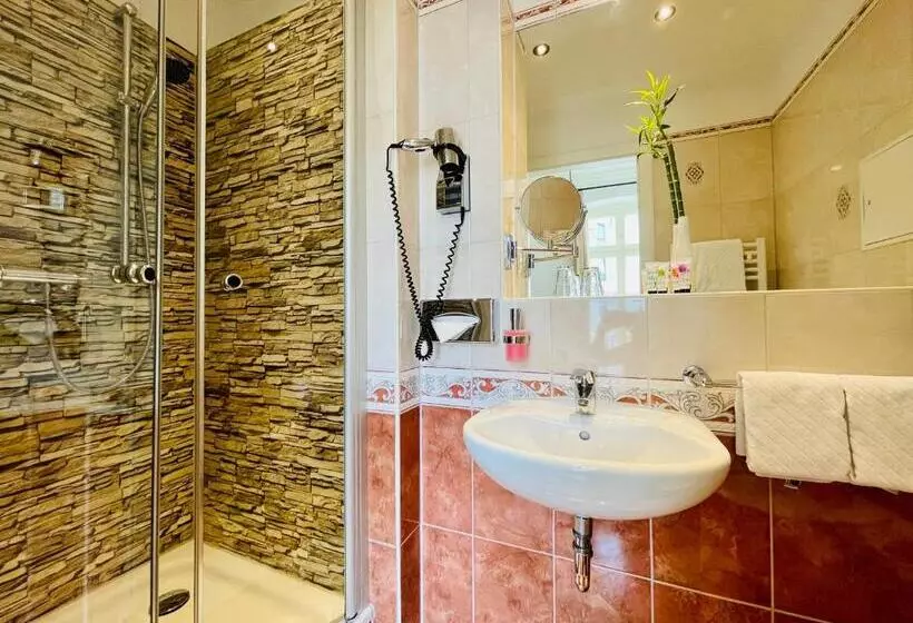 اتاق استاندارد با چشم‌انداز باغ, Garden Living   Boutique