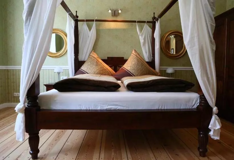 اتاق استاندارد با چشم‌انداز باغ, Garden Living   Boutique