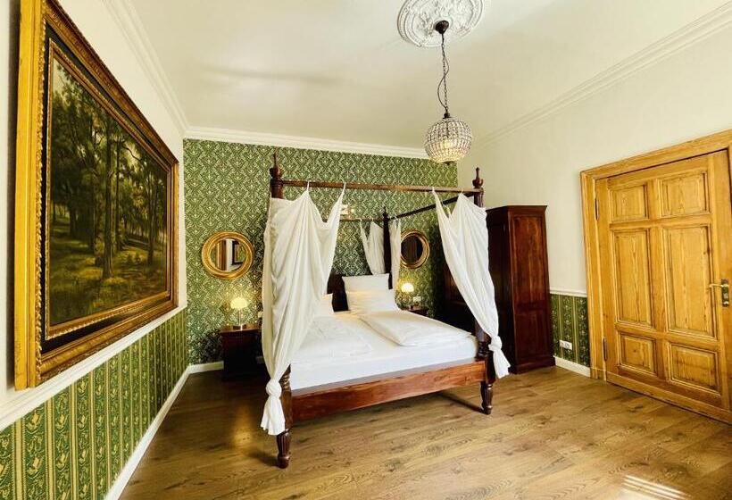 اتاق استاندارد با چشمانداز باغ, Garden Living Boutique