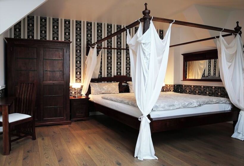 اتاق راحتی, Garden Living Boutique