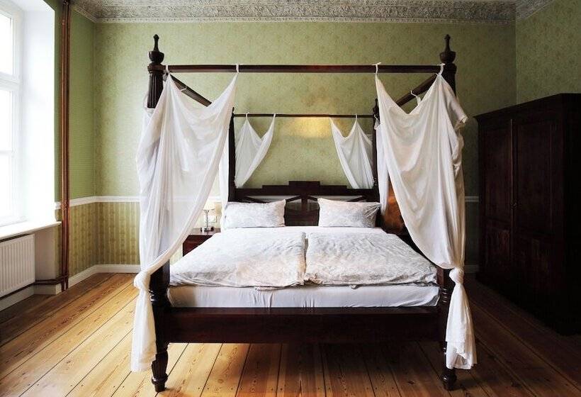 اتاق راحتی, Garden Living Boutique