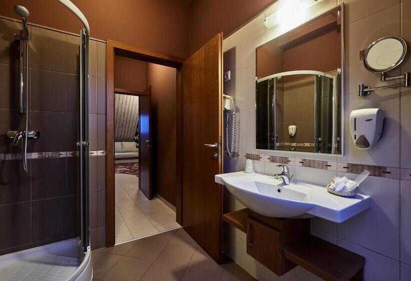 스위트, Lajta Park