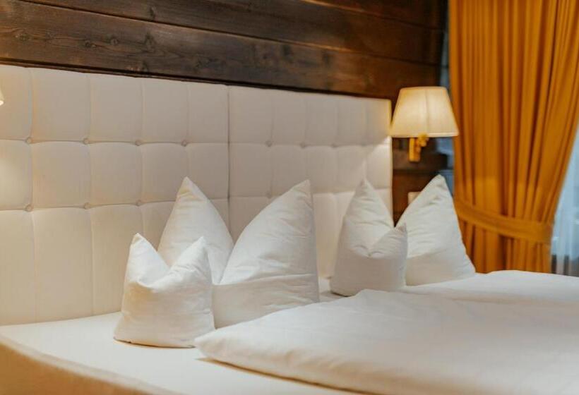 スタンダードルーム, Pfeifer