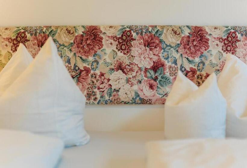 スイート, Pfeifer