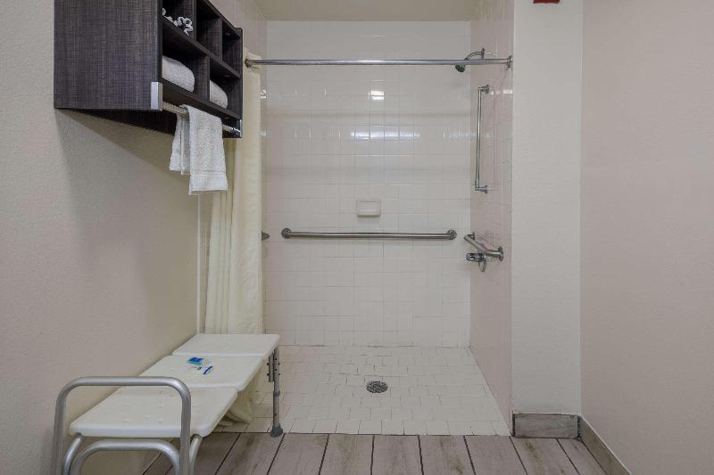 غرفة قياسية, Rodeway Inn