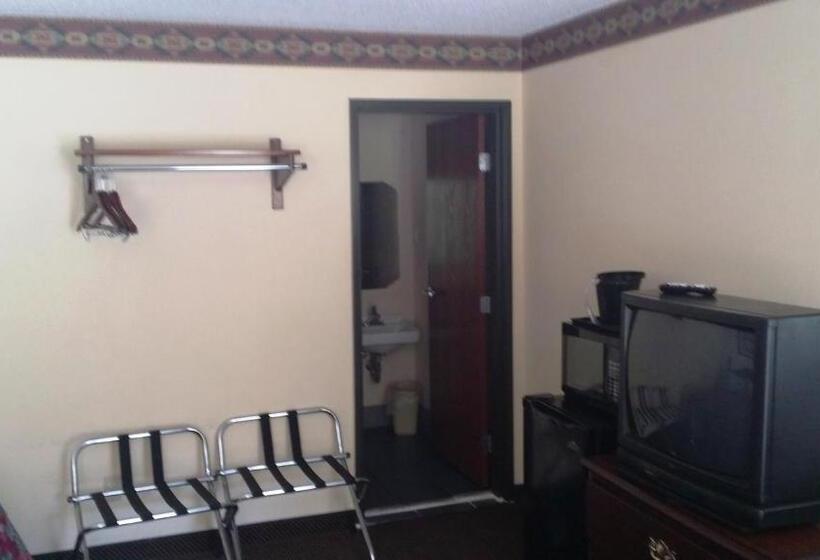 キングサイズベッドのスタンダードルーム, Scottish Inn Maggie Valley