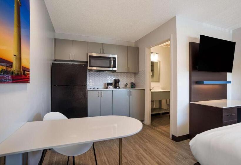 חדר סטנדרט שתי מיטות זוגיות, Suburban Studios Biloxi North Area