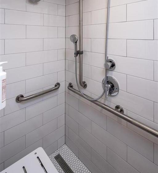 استودیوی استاندارد, The Lark