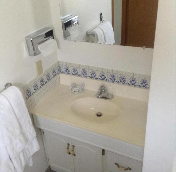 غرفة قياسية, Marina Motel