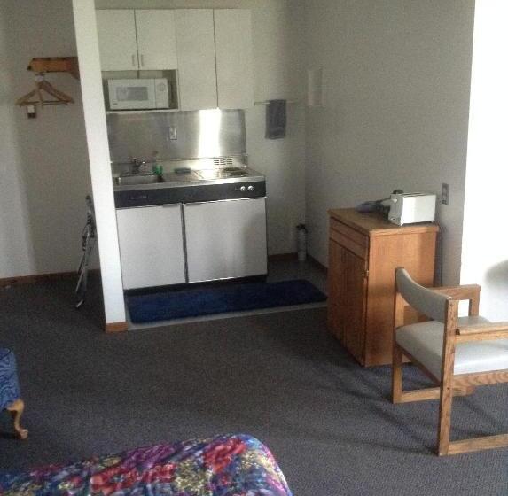 Номер Стандарт, Marina Motel