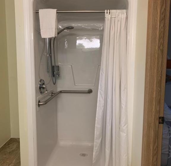 غرفة قياسية سرير ملكى, Marina Motel