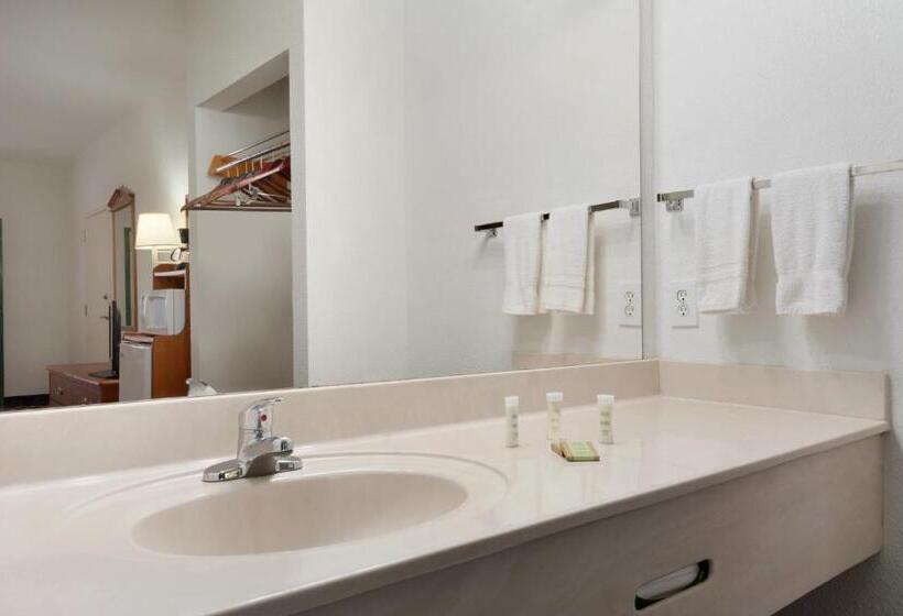 جناح سرير كينج, Super 8 By Wyndham Chatsworth/dalton