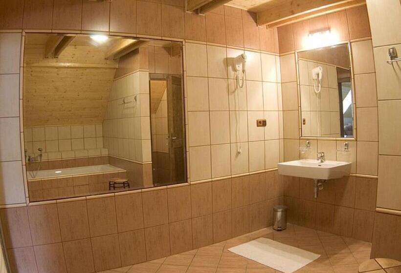 Люкс Кровать Кинг, Penzion Martinov Dvor