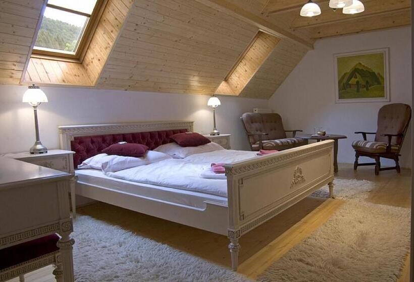 Люкс Кровать Кинг, Penzion Martinov Dvor