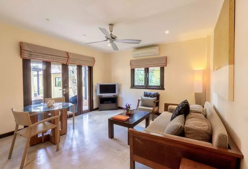 ویلای لوکس 1 خوابه, Villa Tanamera