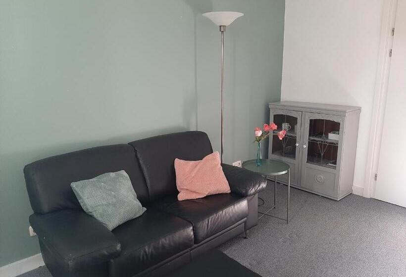 디럭스 룸, Bergopwaerts