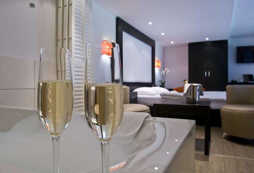 خانه 1 خوابه, Cocoon Hotel Belair