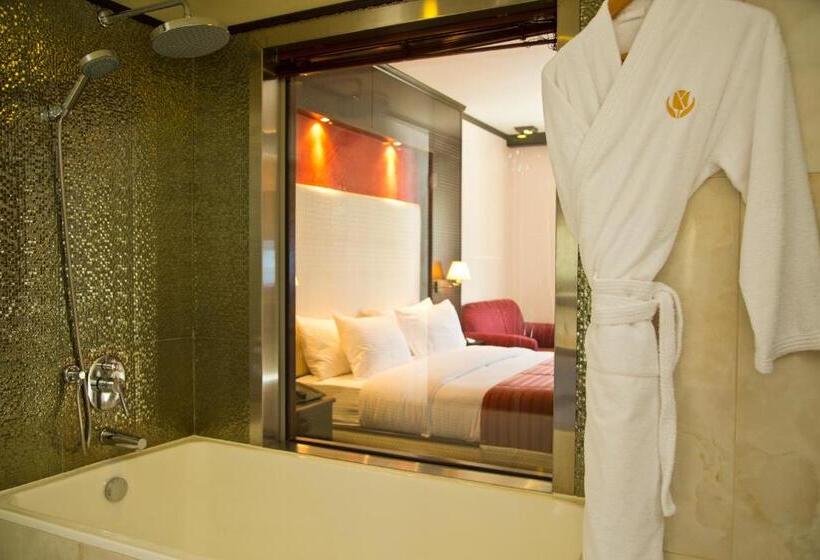 اتاق لوکس, Golden Lili Resort & Spa