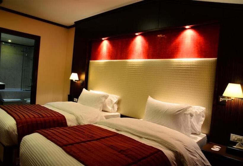 سوئیت پرزیدنت, Golden Lili Resort & Spa
