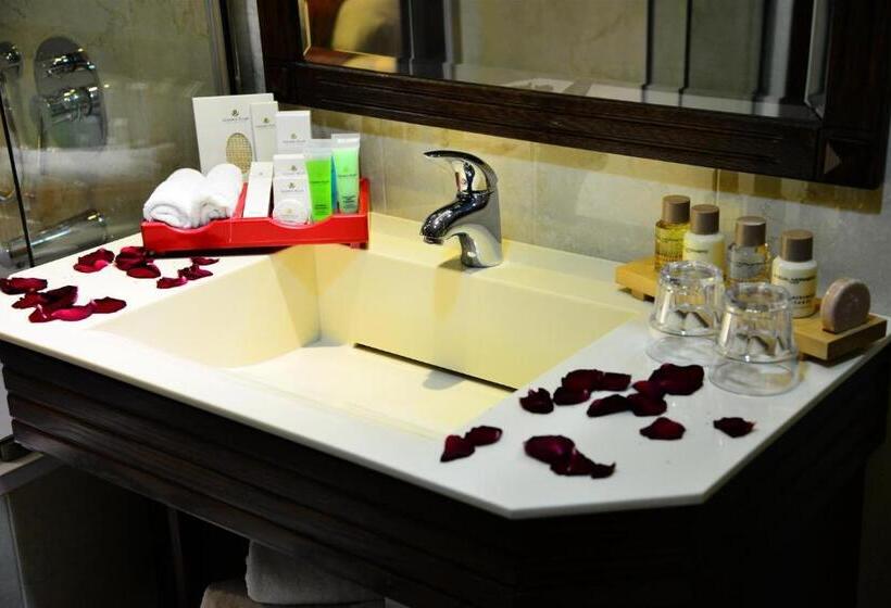 سوئیت پرزیدنت, Golden Lili Resort & Spa