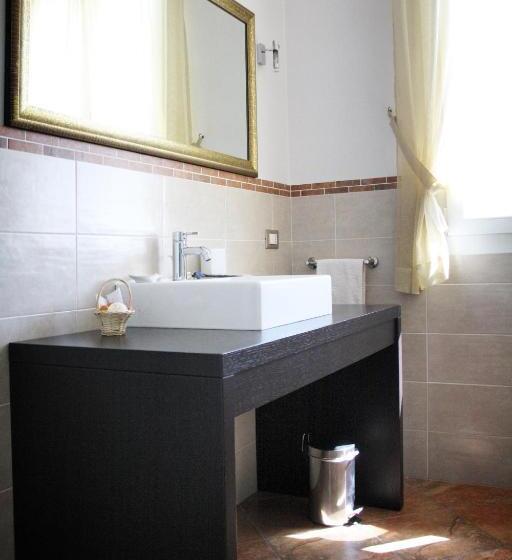 Standard Room, Alla Corte Del Picchio Room & Breakfast