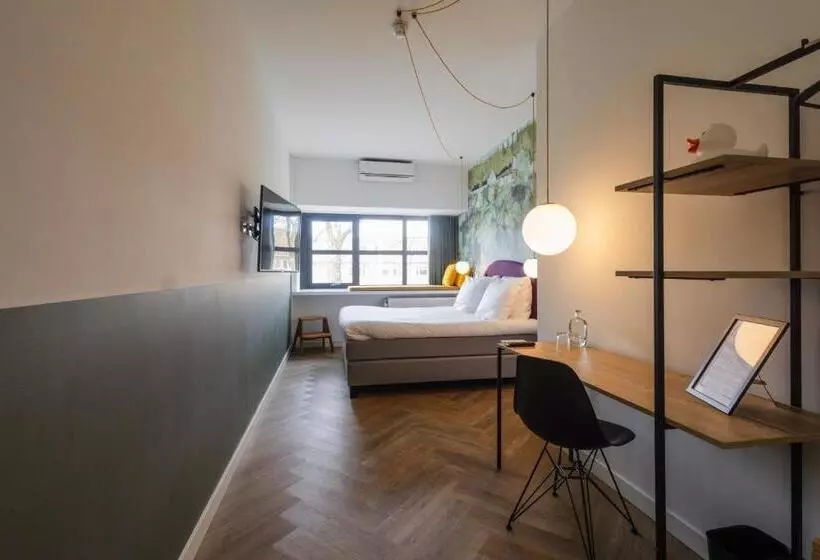 اتاق لوکس, Badhuis