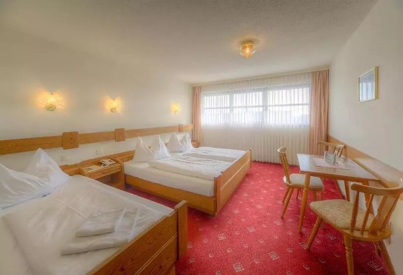 スタンダードトリプルルーム, Burgenländerhof Hotel Garni