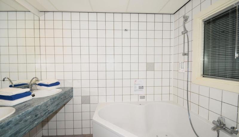 스위트, Fletcher Hotel   Restaurant De Zeegser Duinen