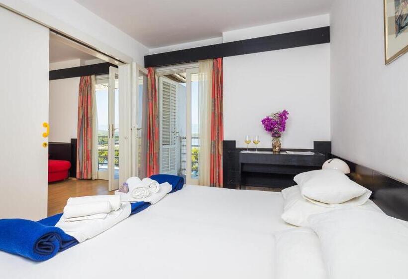 סוויטת קומפורט, Hvar