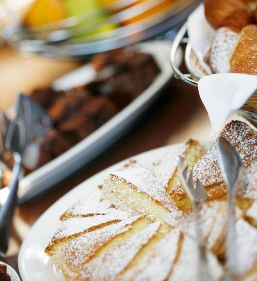 غرفة قياسية رباعية, La Tavernetta